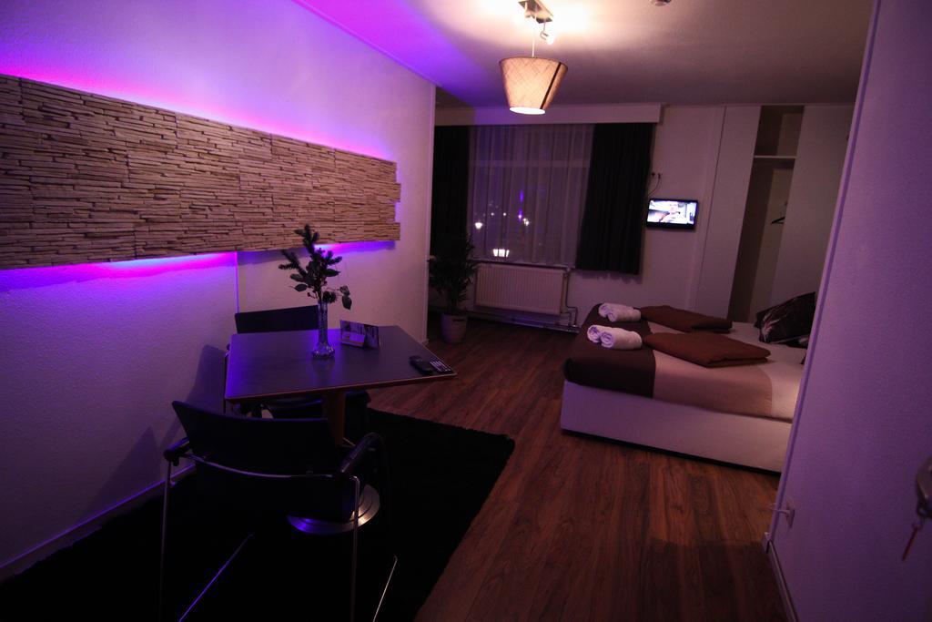 Auberge de jeunesse Het Wapen Van Pernis Extérieur photo