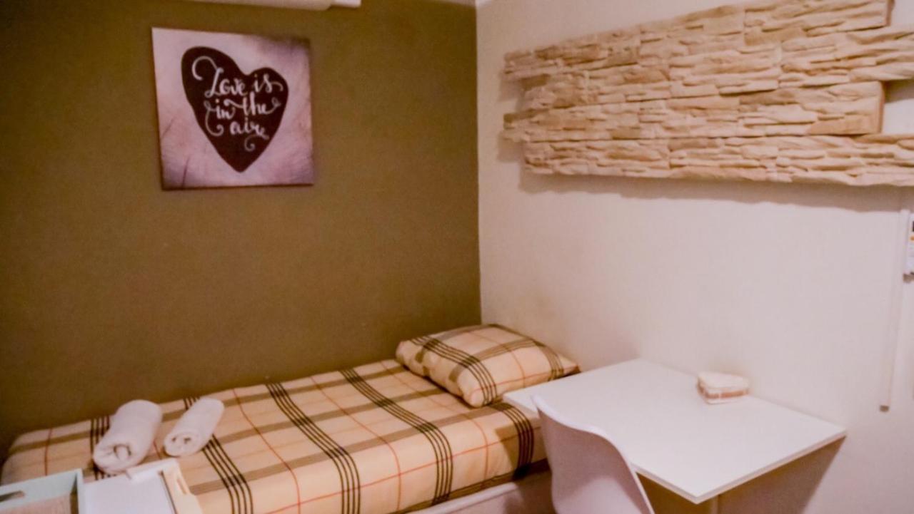 Auberge de jeunesse Het Wapen Van Pernis Extérieur photo